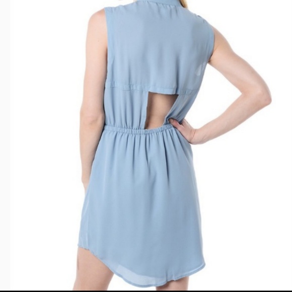 Cupcakes & Cashmere light blue dress - Picture 1 of 6